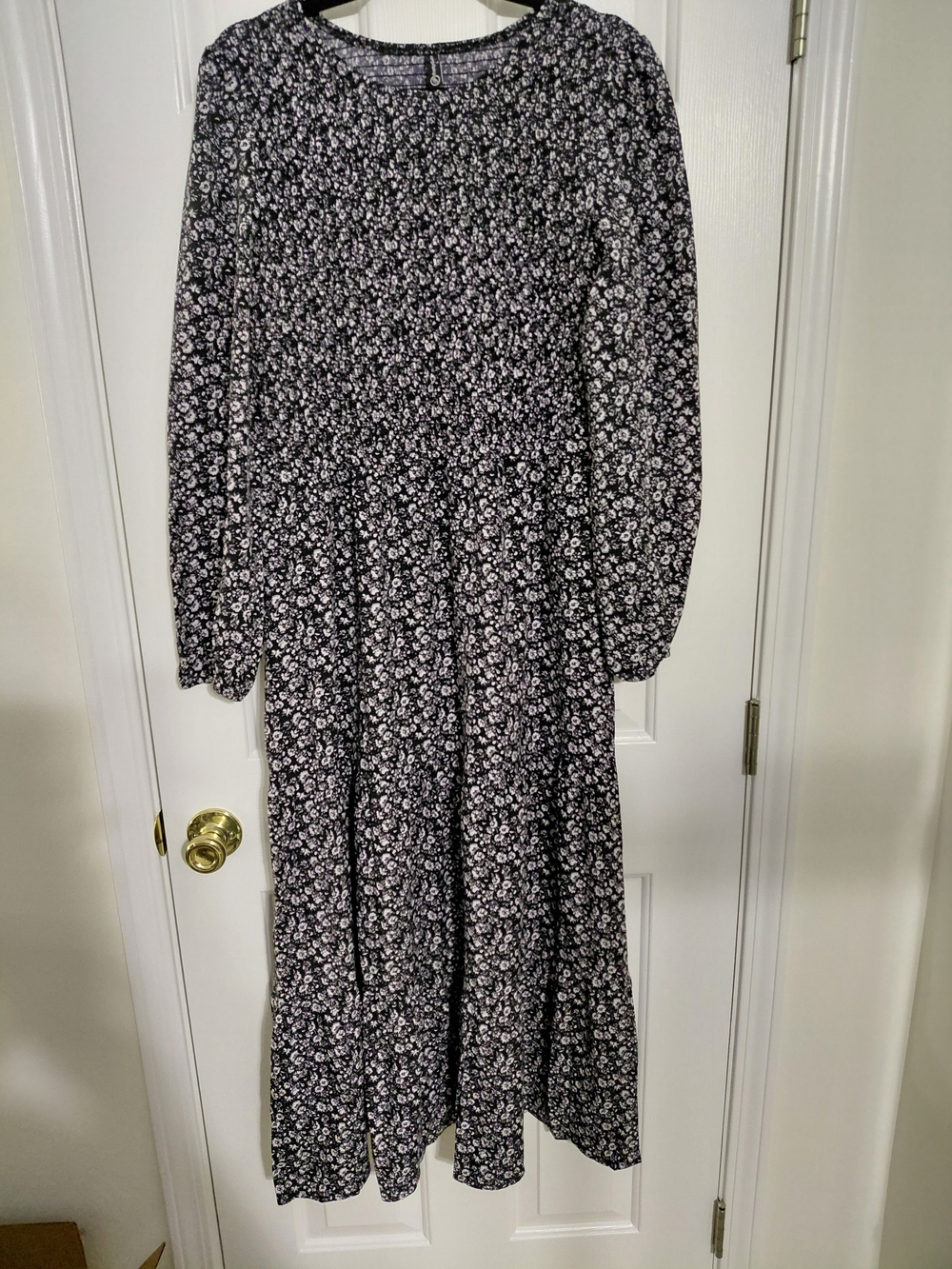 PRETTY GARDEN Black Floral Long-Sleeve Maxi Dress